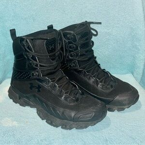 UNDER ARMOUR Men’s Lace Up Hiking Boots. Sz 10.